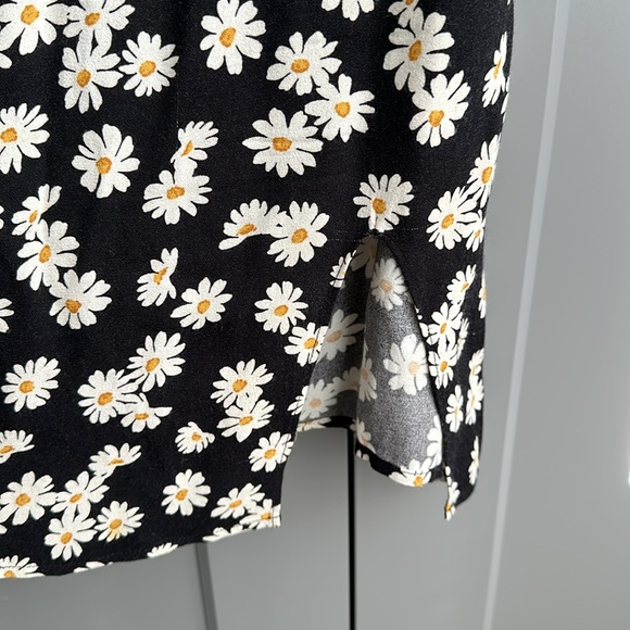 Reformation Marlowe Dress - Floral - Picture 4 of 6